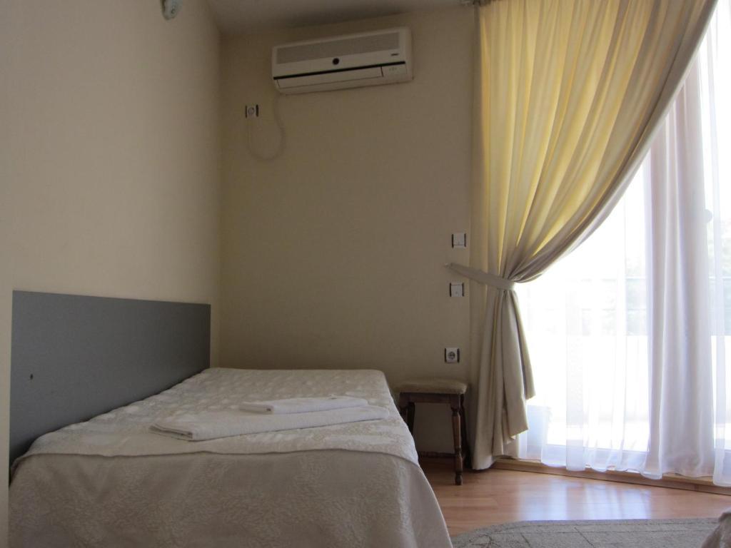 Family Hotel Bistritsa Sandanski Room photo